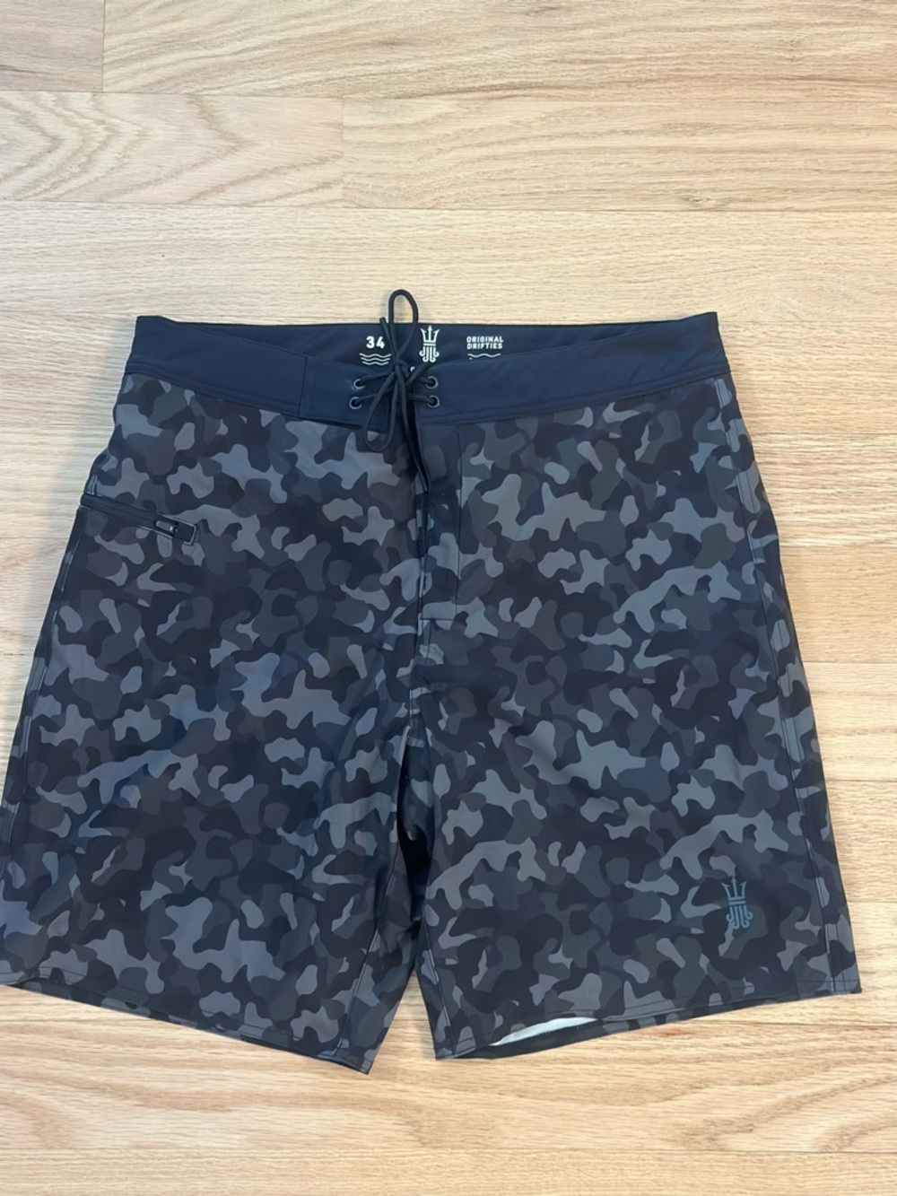 Men’s Driftline board shorts